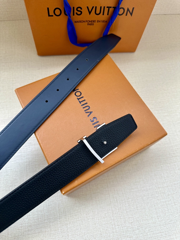 激安ルイヴィトンベルト着用イメージ